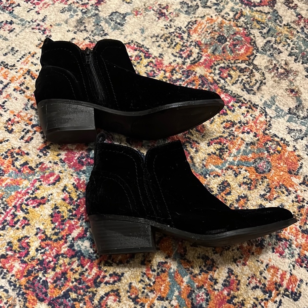 Black low profile velour booties